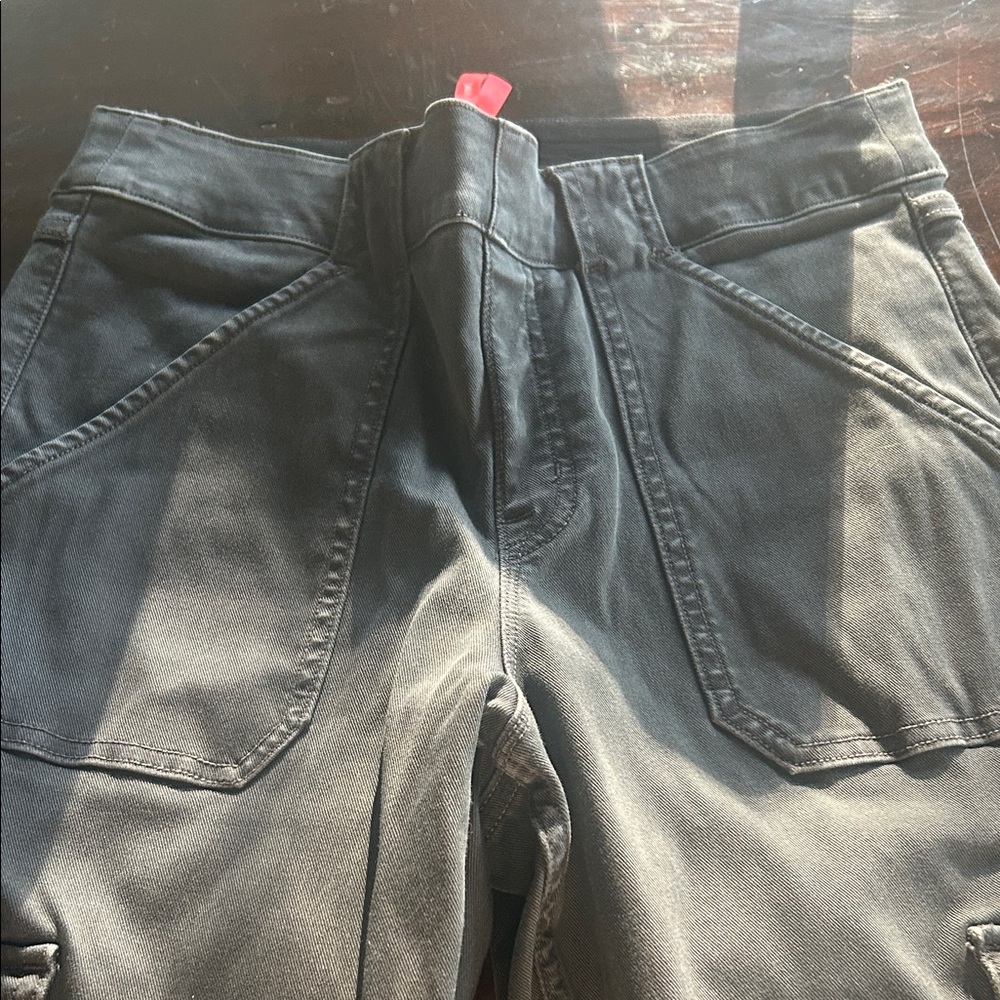 SPANX Charcoal twill cargo pant
